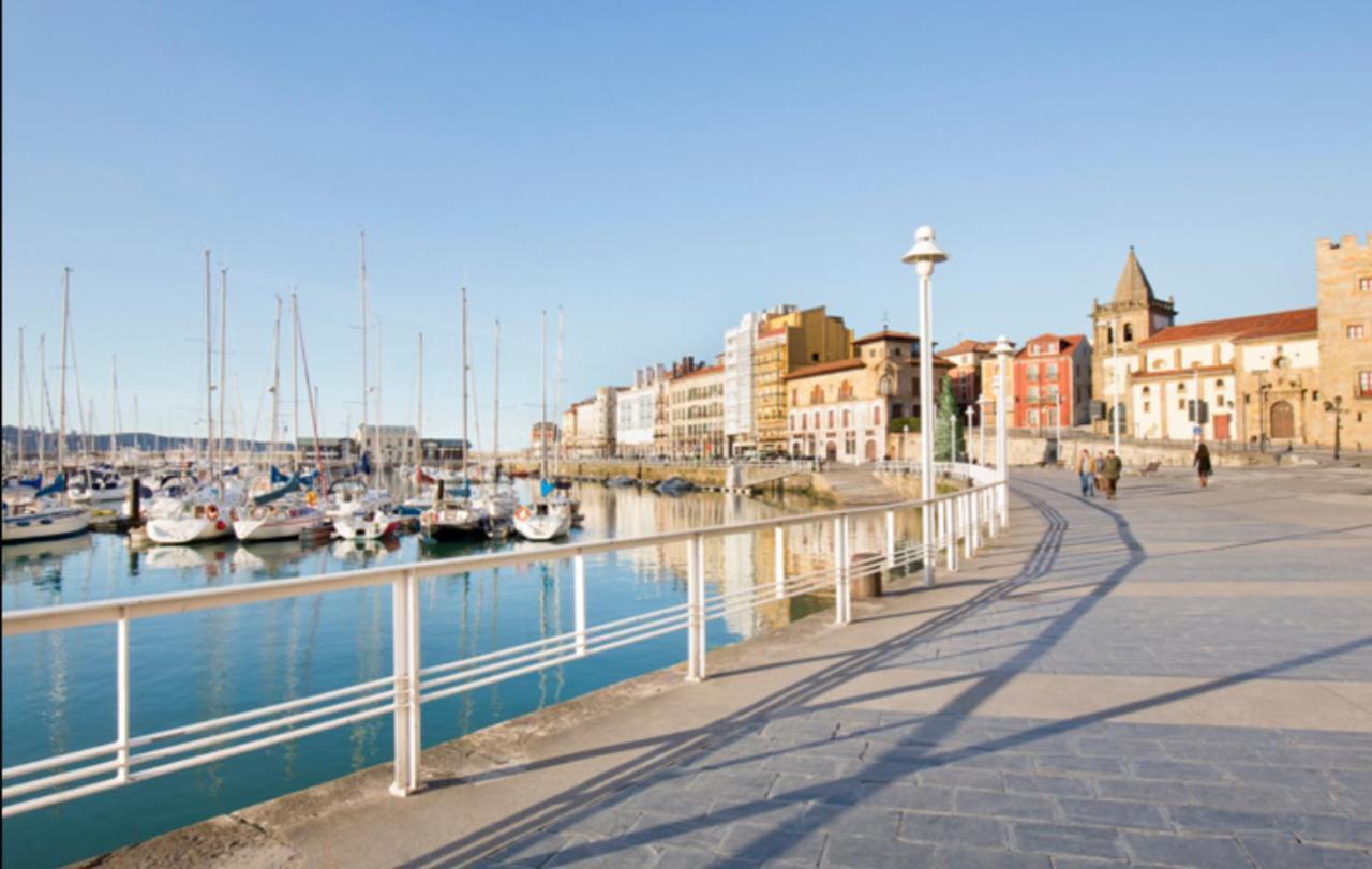 Apto. Vista Playa Poniente Lejlighed Gijón Eksteriør billede